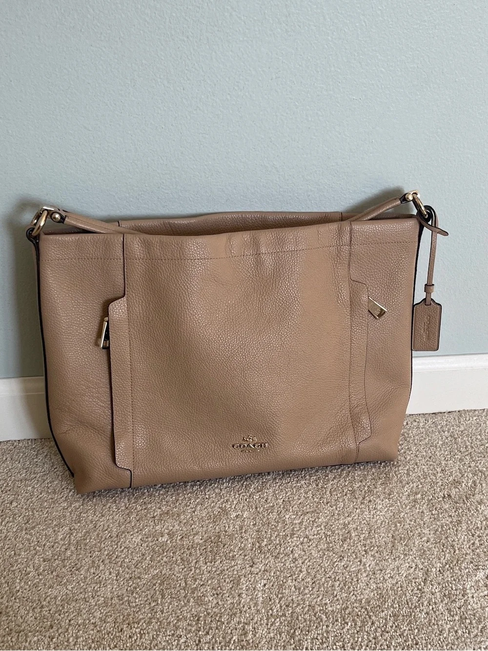 Coach Scout Hobo Bag in Beige/ Nude